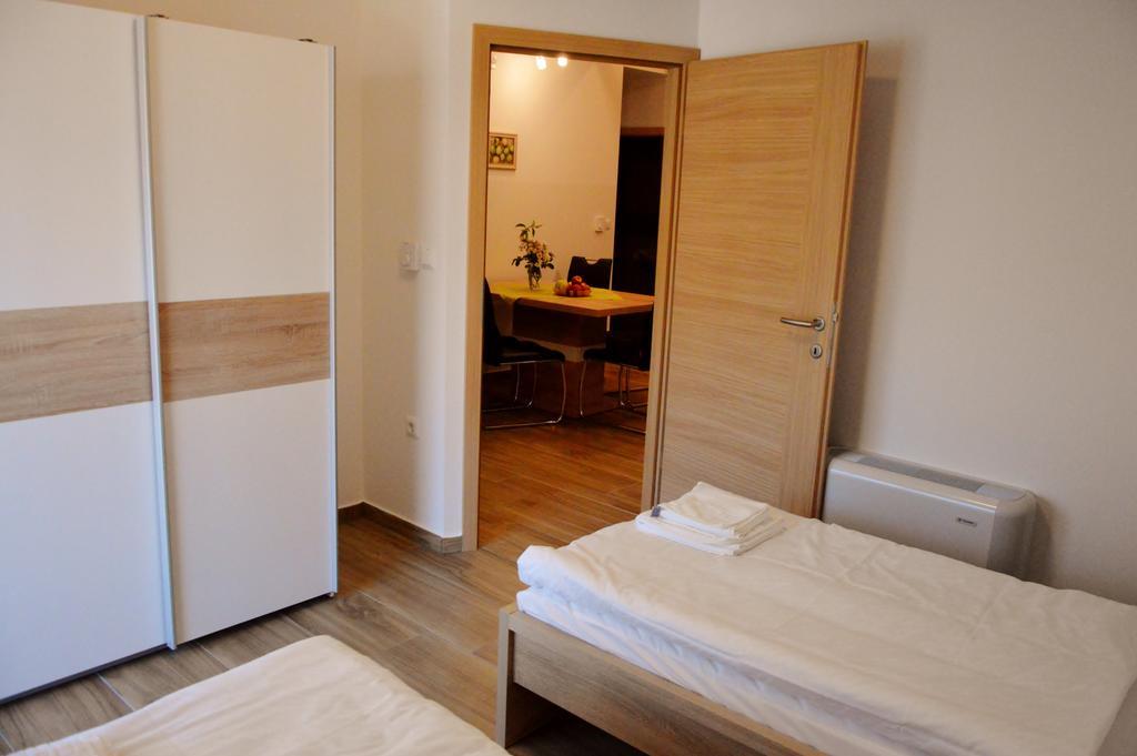 Turisticna Kmetija Cebelji Gradic Apartment Rogasovci Ngoại thất bức ảnh